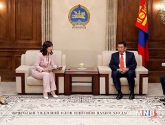 Валютын зохицуулалтын тухай хуулийн шинэчилсэн найруулгын төслийг өргөн мэдүүллээ