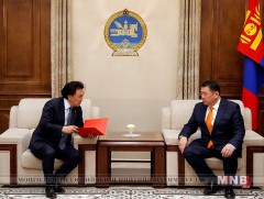 Монгол Улсын Засгийн газраас таван хуулийн төсөл өргөн барилаа