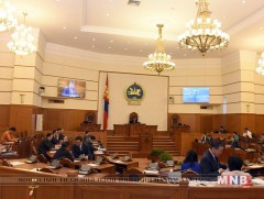 Багшийн хөгжлийн тухай хуулийн төслийг эцсийн хэлэлцүүлэгт шилжүүлэв 