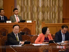 Нийгмийн халамжийн тухай хуульд өөрчлөлт оруулах тухай хуулийн төслийг эцсийн хэлэлцүүлэгт шилжүүл..