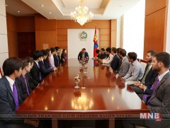 Ерөнхийлөгч Х.Баттулга Шварцманы тэтгэлэгт оюутнуудыг хүлээн авч уулзав