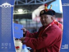 Ерөнхийлөгчийн зарлигаар Н.Батсуурьт улсын аварга цол олголоо