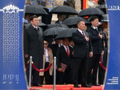 Ерөнхийлөгч Х.Баттулга Монгол Улсын Төрийн далбааны өдөрт зориулсан цэргийн ёслолын жагсаалыг нээж..