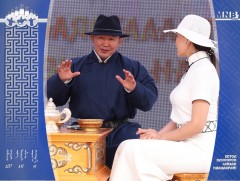 Ерөнхийлөгч Х.Баттулга МҮОНРТ-ийн асраар зочилж, ярилцлага өглөө