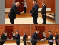 Элчин сайд нар Итгэмжлэх жуух бичгээ өргөн барьж, Монгол Улсын Ерөнхийлөгчид бараалхлаа