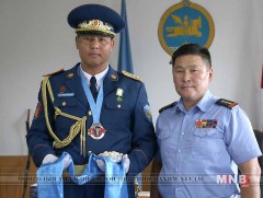 Э.Түмэн-Өлзий: Анхны дуудлагад гарах тэр мөчид “баатар” болчихсон юм шиг л санагдаж байсан