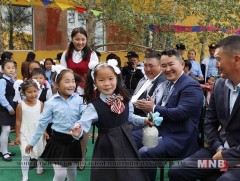 Ерөнхийлөгч Х.Баттулга Сэргэлэн сумын дунд сургуулийн хичээлийн шинэ жилийн нээлтэд оролцлоо