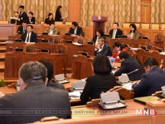 Хуулийн төслүүдийг анхны хэлэлцүүлэгт бэлтгүүлэхээр шилжүүлэв