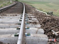 Хөвсгөл аймагт төмөр зам хууль бусаар барих гэж байна гэв 