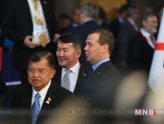 Ерөнхийлөгч Х.Баттулга АСЕМ-ын зочид, төлөөлөгчидтэй дурсгалын зураг татууллаа