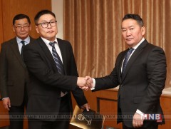 Ерөнхийлөгч Х.Баттулга шинээр томилогдсон зарим шүүгч нарт зарлиг гардууллаа