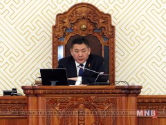 УИХ-ын 32 гишүүний шаардлагын талаар УИХ-ын дарга М.Энхболд тайлбар хийв