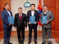 “Монгол төрийн айзам уртын дуу” хүндэтгэлийн ёслолд оролцсон уран бүтээлчдэд талархал илэрхийлэв