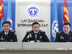 Хулгай, дээрэм, залилангийн хэргийг илрүүлжээ