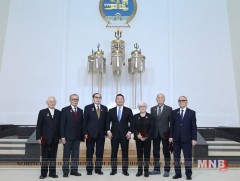 “Монголын геологи ба ашигт малтмал” хэмээх 8 боть бүтээлд Төрийн соёрхол хүртээлээ