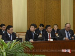 Гишүүдийн шаардлагаар УИХ-ын дарга М.Энхболдыг чөлөөлөх асуудлыг Байнгын хороогоор хэлэлцэх боломж..