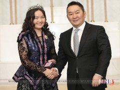 Бүргэдчин охин Н.Айшолпанг Алтангадас одонгоор шагнав