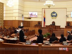 Монгол Улсын Их хурлаас Ерөнхий сайд У.Хүрэлсүхэд хүргүүлэх шаардлага