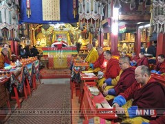 Сар шинийн баярт зориулсан уншлага ном өнөөдөр эхэллээ 