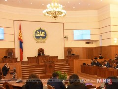 УИХ-ын чуулганы хуралдааны дэгийн тухай хуульд нэмэлт оруулах тухай хуулийг баталлаа
