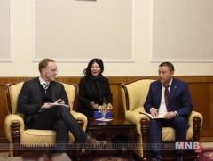 Байнгын хорооны дарга Б.Чойжилсүрэн Дэлхийн банкны төлөөлөгчдийг хүлээн авч уулзав