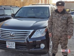 Холын замд салхи татуулан давхих хамгийн сайхан