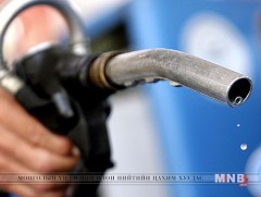 Цагаандэлгэр сумынхан шатахуун авах боломжгүй ес хонож байна 