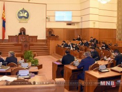 “Түр хороо байгуулах тухай” УИХ-ын тогтоолын төслийг хууль санаачлагчид нь буцаав