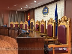 Үндсэн хуулийн цэцийн Дунд суудлын хуралдаан болно