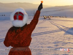 Хөх тэнгэртээ  дээж  өргөе