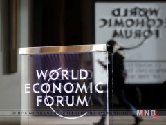 Ажлын дөрвөн өдөртэй долоо хоногт шилжихийг эдийн засагчид зөвлөжээ