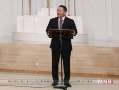 Төрийн дээд цол, одон, медаль гардууллаа