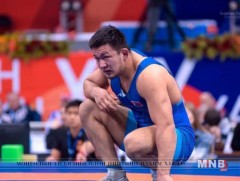 ОУХМ Ө.Батзул ААШТ-ээс мөнгөн медаль хүртлээ