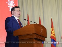 Бизнес төсөл шалгаруулах уралдааны ялагч сурагчдад шагнал гардууллаа