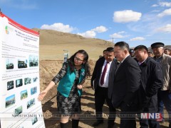 Монгол-Кувейтын судалгааны төв дэх хөрс судлалын туршилтын ажилтай танилцлаа