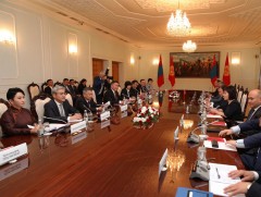 Монгол Улсын Ерөнхийлөгч Х.Баттулгад Бүгд Найрамдах Киргиз улсын Парламентын дарга бараалхав