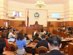 Хаврын чуулганы хугацааг сунгалаа