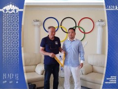 Өсвөрийн цаначид бэлтгэлд хамрагдаж байна