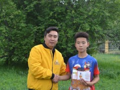 Живж буй хүүхдийг аварсан Ж.Тэмүүжинг “Авьяас” алтан медалиар шагнажээ