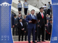 Ерөнхийлөгч, Зэвсэгт хүчний Ерөнхий командлагч Х.Баттулга Төрийн далбааны өдөрт зориулсан цэргийн ..