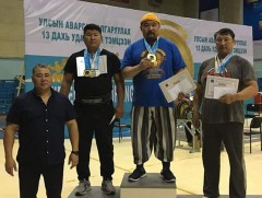 Хошууч А.Отгонбаяр мөнгөн медаль хүртэв