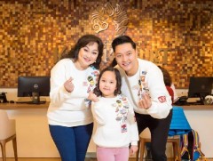 Жүжигчин Т.Бархүү, И.Одончимэгийн охин Б.Сүндари кинонд тогложээ