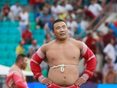 Улсын начин Б.Серик +100 кг-д, Д.Анар харцага үнэмлэхүй жинд зодоглоно