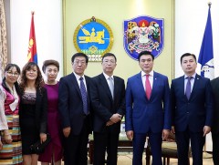 БНХАУ-ын Төвдийн өөртөө засах орны орлогч дарга Мөн Шяолинийг хүлээн авч уулзав
