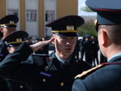 Дэслэгч цол авснаараа офицер болохгүй