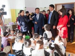 Ерөнхий сайд Хөвсгөл аймгийн төрийн байгууллагуудад ажиллав 