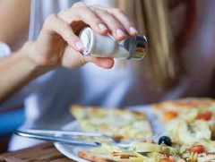 Хүн амын 20 орчим хувь нь давс ихтэй хоол, хүнс хэрэглэж байна 