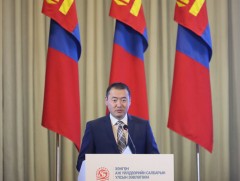 Үйлдвэр-технологийн парк байгуулах, татварын бодлогоор дэмжих аливаа санал санаачилгыг бүх талаар ..