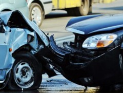 Амралтын өдрүүдэд зам тээврийн ослоор 10 хүн амь насаа алджээ  