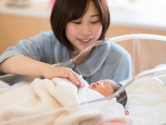 Японд төрөлт 1899 оноос хойших хамгийн доод түвшинд хүрчээ